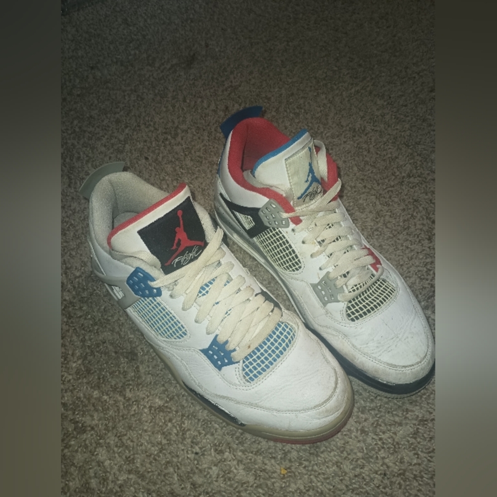 Air Jordan 4 Retro - Picture 9 of 11